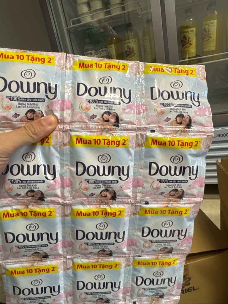 Downy tinh dầu thiên nhiên gói 18ml
