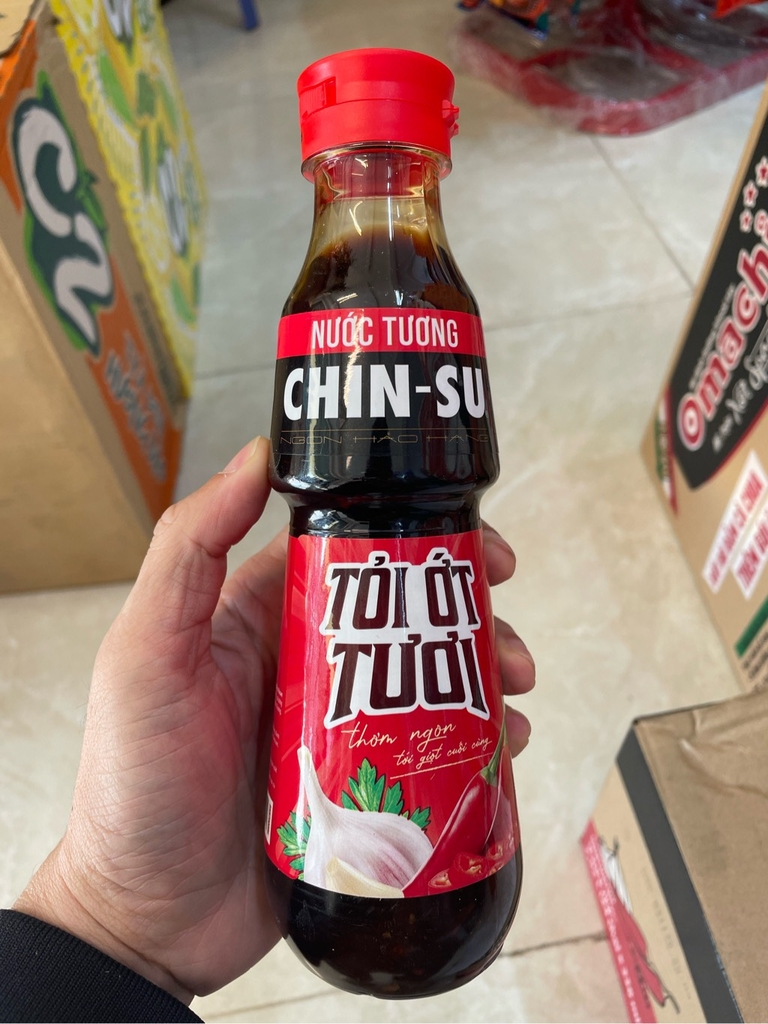 Nước tương Chinsu tỏi ớt 330ml