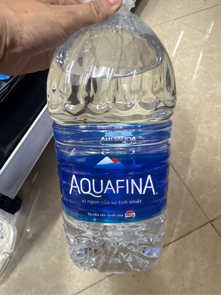 Nước lọc Aqua 5l