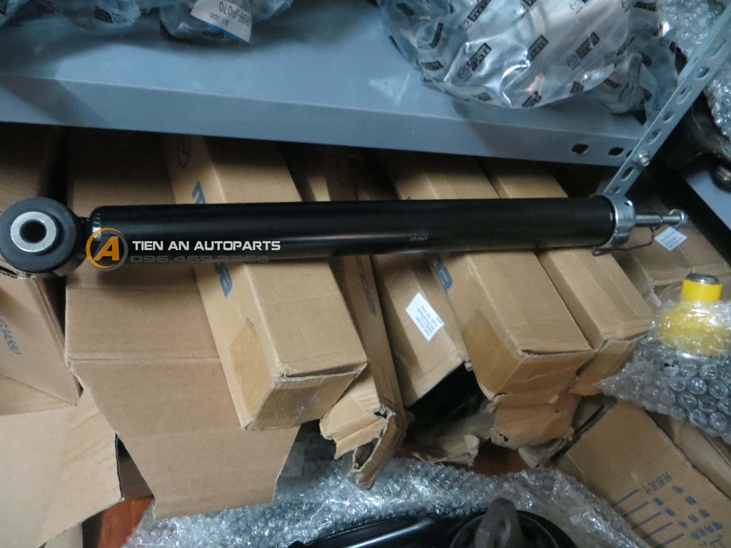 Giảm xóc sau Mazda 3 - B45A28910C | Phụ Tùng Tiến An
