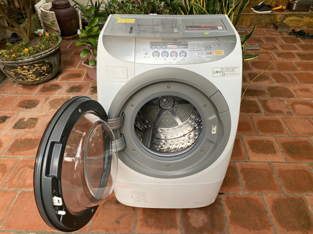 Máy giặt Panasonic V1600