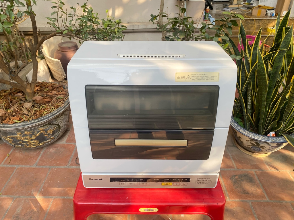 Máy rửa bát Panasonic TR7