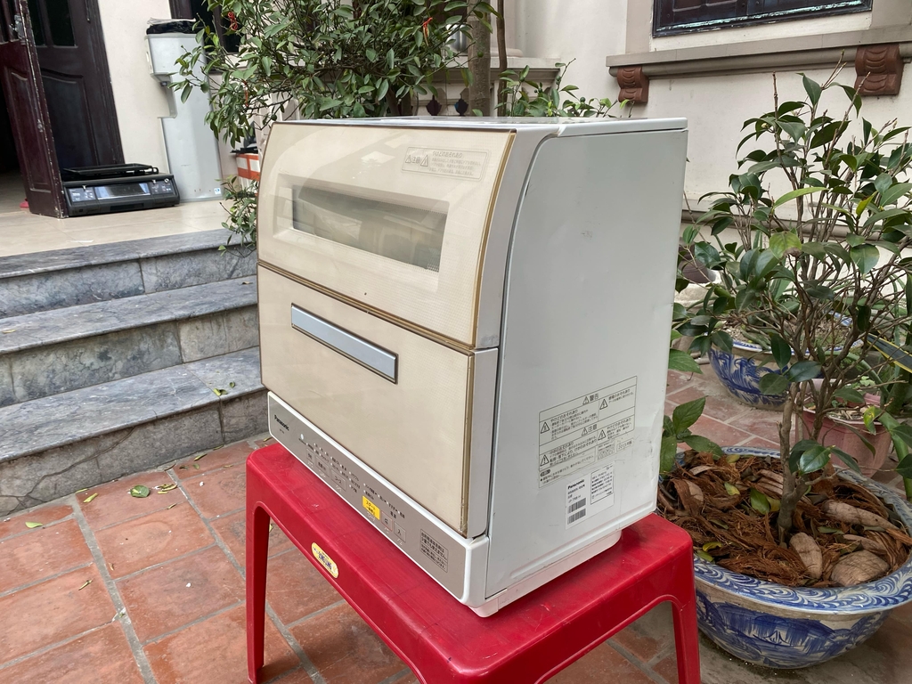 Máy rửa bát Panasonic TR8