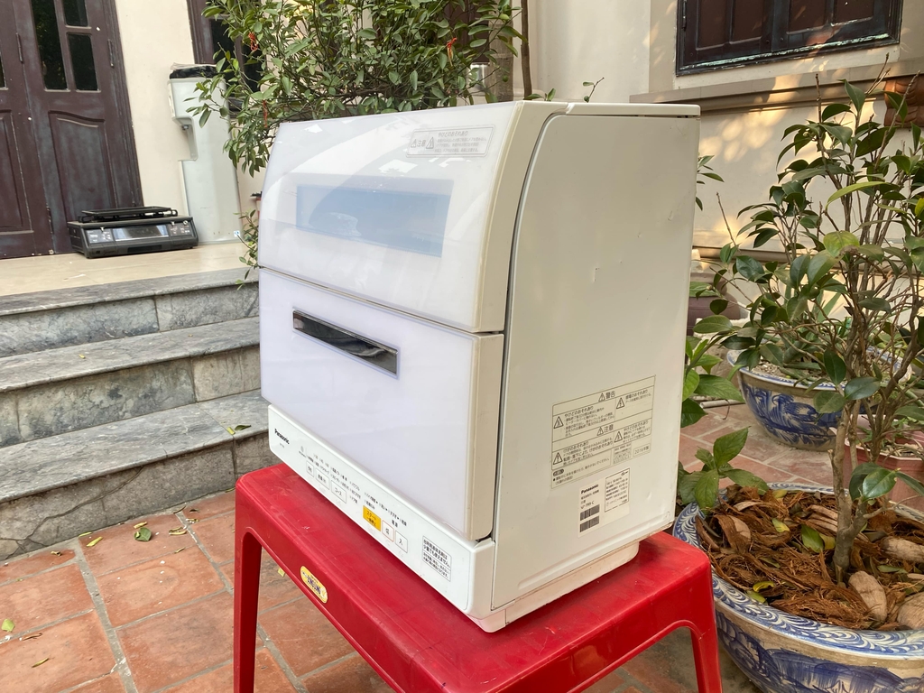 Máy rửa bát Panasonic TR9