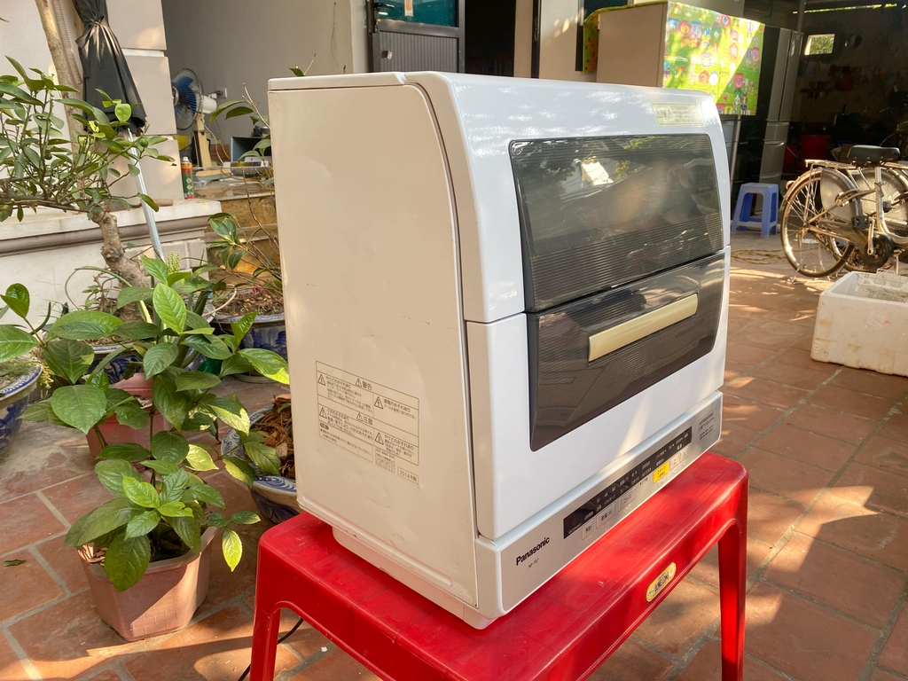Máy rửa bát Panasonic TR7