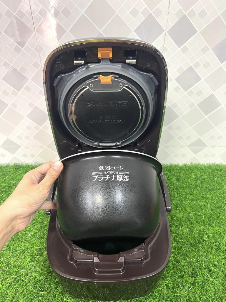 Nồi cơm 1L cao tần áp suất zojirushi NW_JA10
