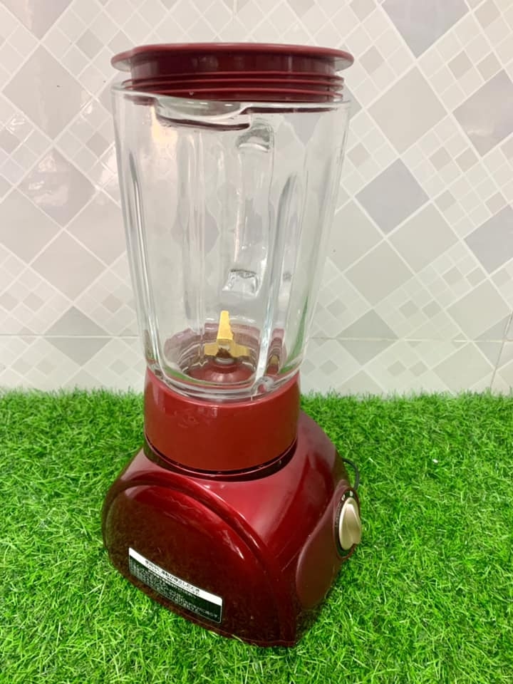 Máy xay sinh tố Premium, dung tích 800ml.