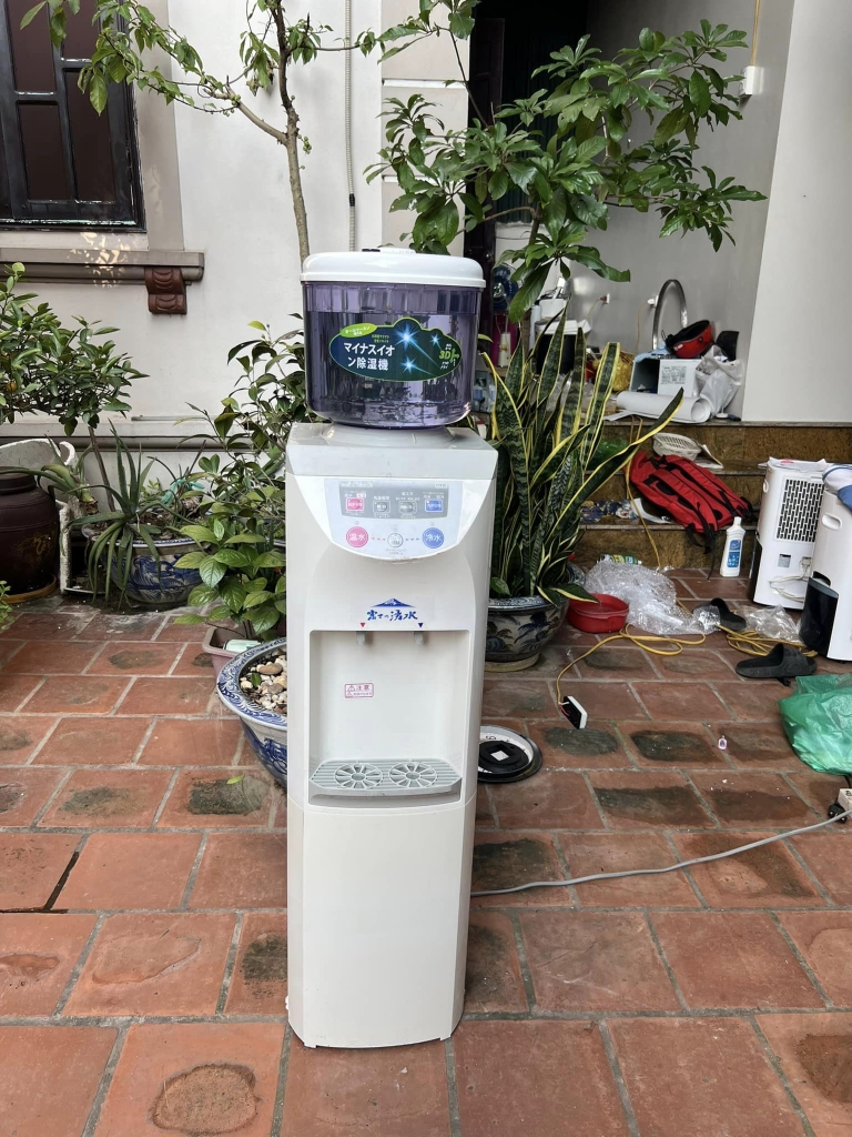 cây nước nóng lạnh nội địa nhật