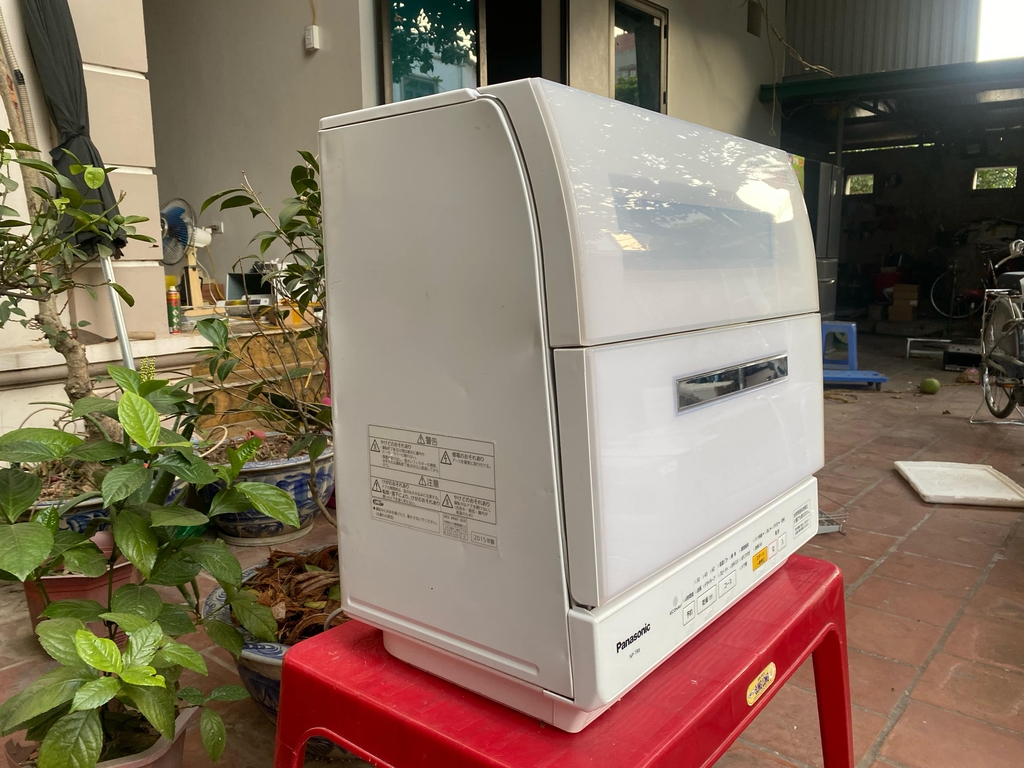 Máy rửa bát Panasonic TR8