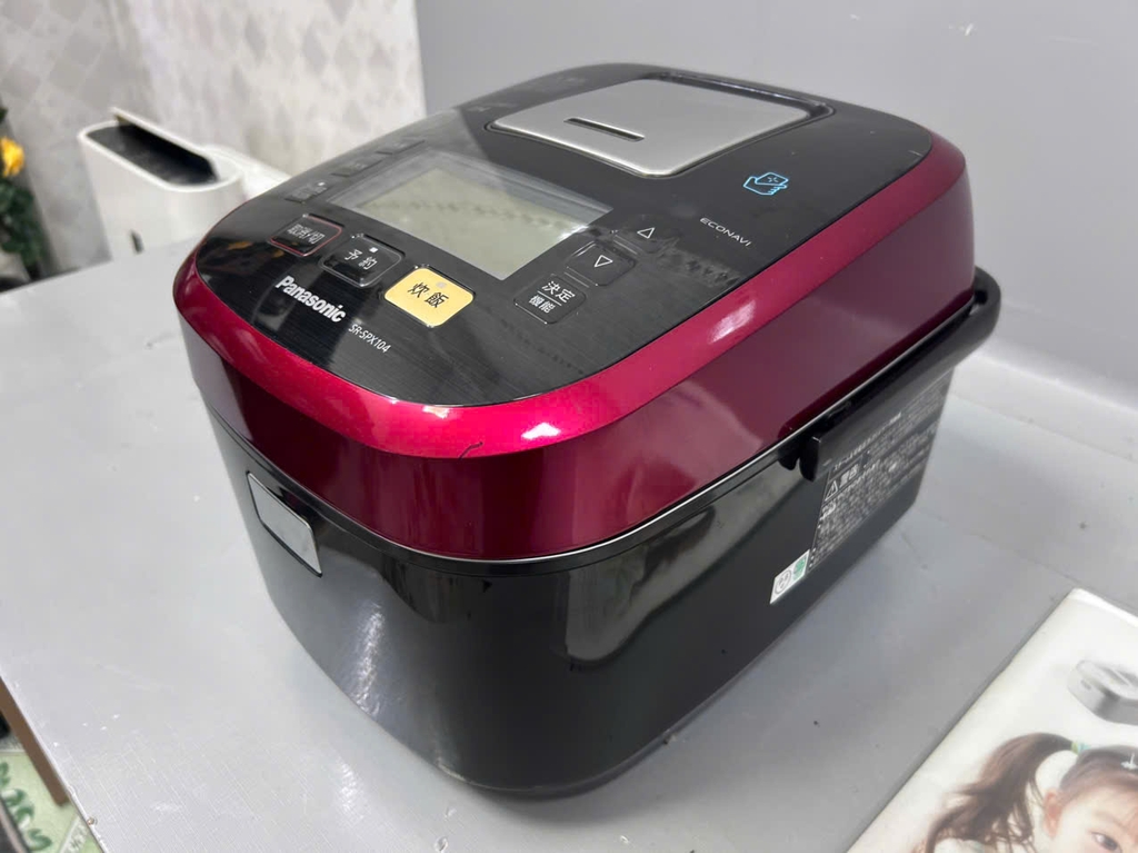 Nồi cơm Panasonic SR-SPX104
