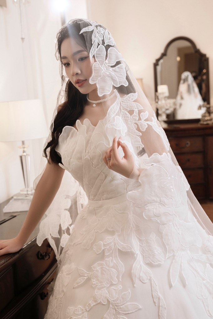 VÁY CƯỚI LUXURY DRESS - CD17