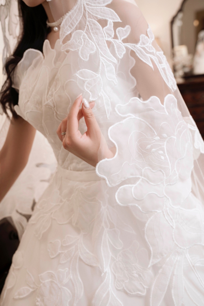 VÁY CƯỚI LUXURY DRESS - CD17
