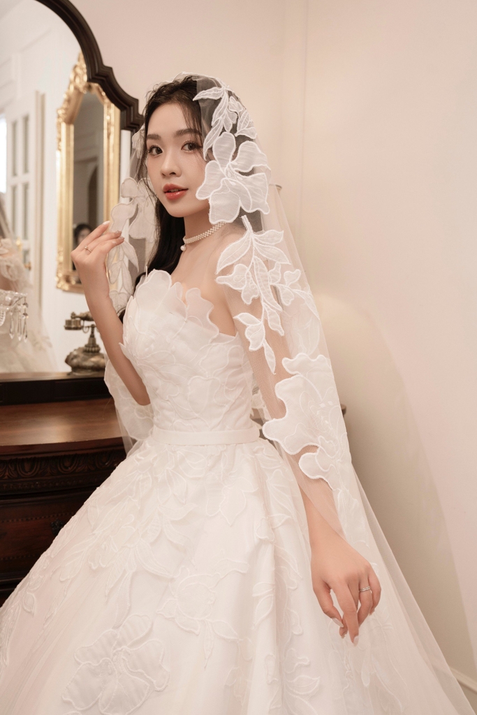 VÁY CƯỚI LUXURY DRESS - CD17