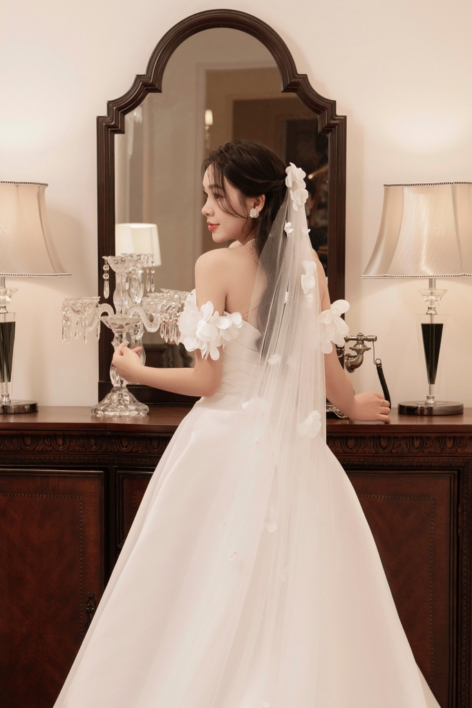 VÁY CƯỚI LUXURY DRESS - CD18