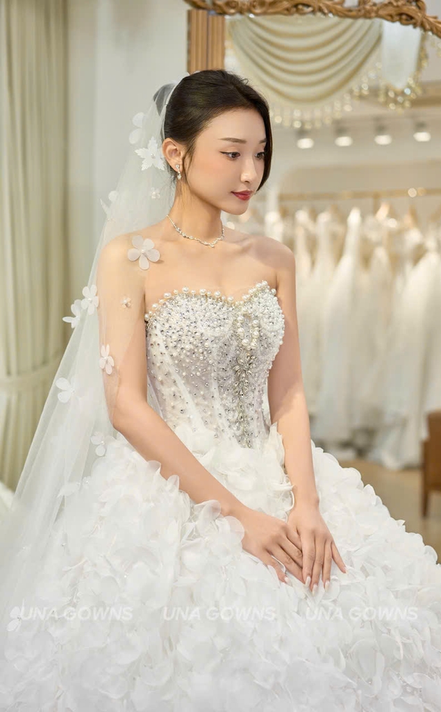 Váy Cưới Premium Luxury - SHRR02