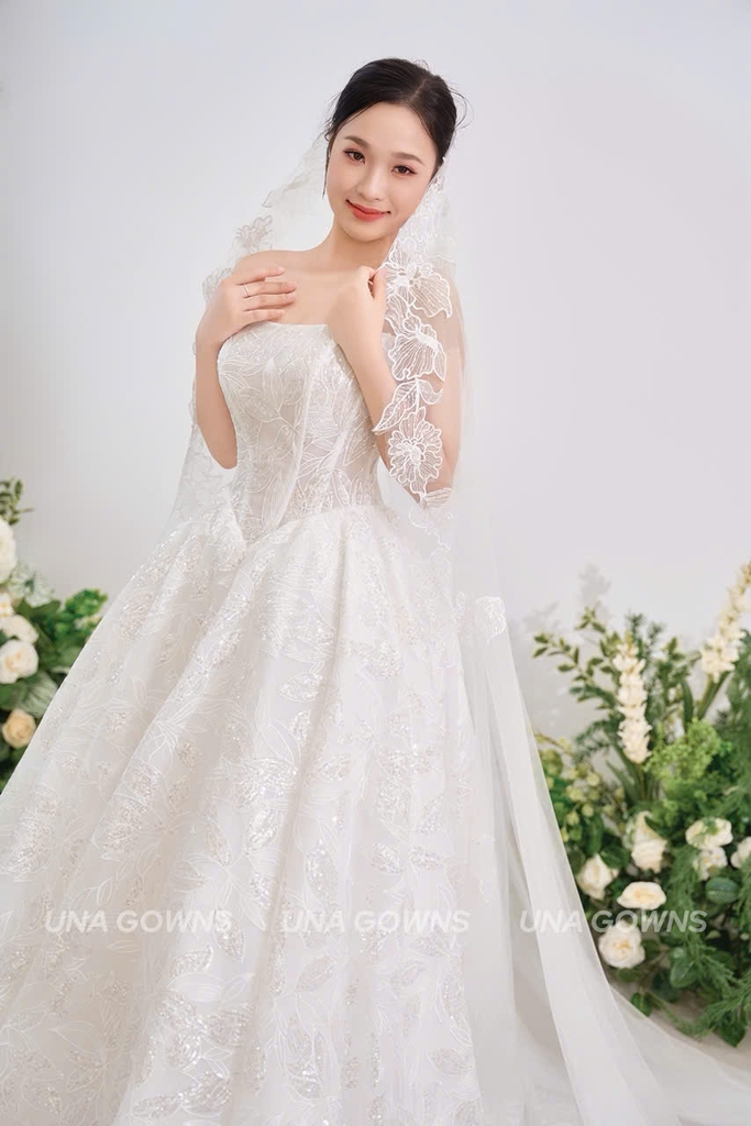 Váy Cưới Signature Collection