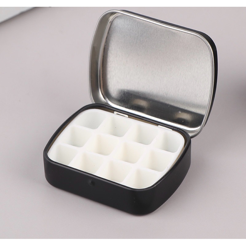 Hộp thiếc mini nhỏ Trắng Đen hoạ tiết đựng pan màu đựng đồ đa năng