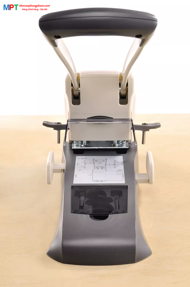 Đục 2 lỗ Kw-TriO 09556 - Đục 200 tờ (Có trợ lực)