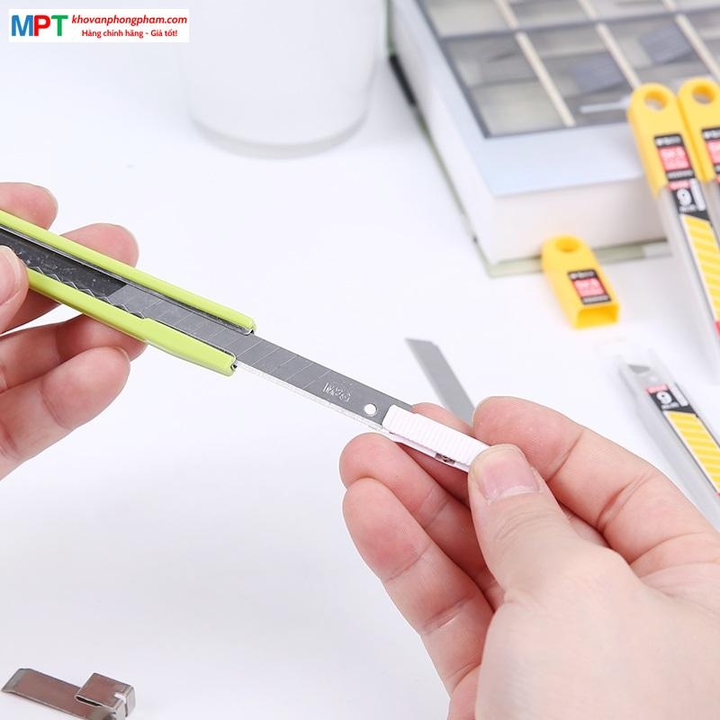 Lưỡi dao rọc giấy nhỏ M&G ASS91414 - Kích thước 9mm - Hộp 10 lưỡi dao