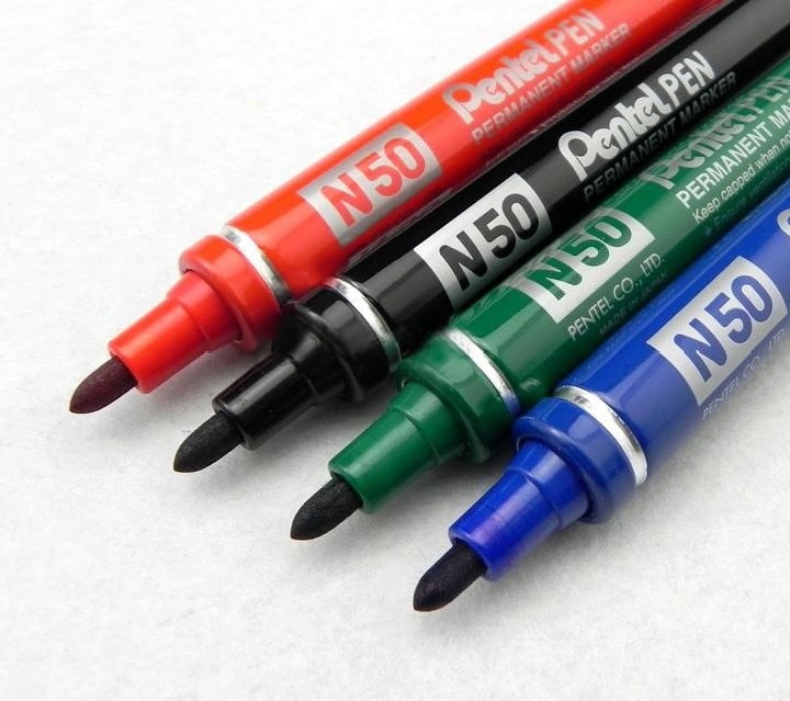 [CHÍNH HÃNG] Bút dạ dầu Pentel N50 - Viết được trên nhiều chất liệu, Mực nhanh khô, không nhòe khi thấm nước