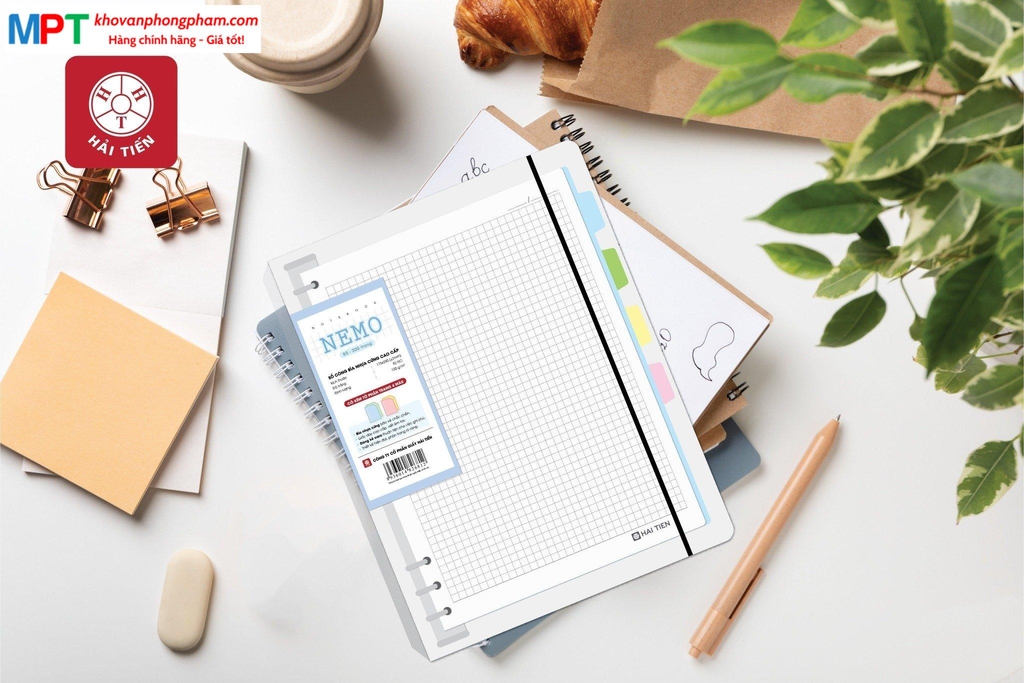 Sổ còng bìa nhựa cứng NEMO 200 trang 6805 kèm phân trang 4 màu - Dòng kẻ Caro (Khổ A5 - 6 còng)