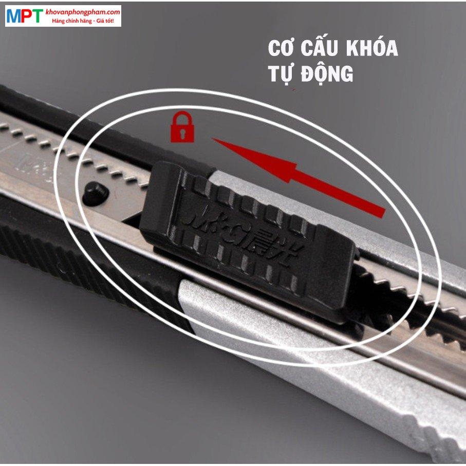 Dao rọc giấy to M&G ASS91360 180mm - thân thép siêu chắc chắn