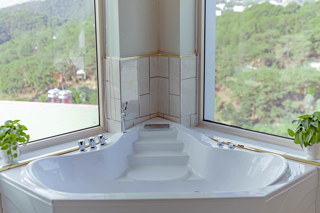 Phòng Deluxe 2 Người Có Bồn Tắm
