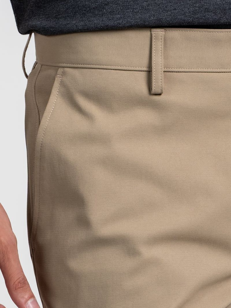 Quần Short Nam Khaki Trên Gối . SP26FH25P-AK
