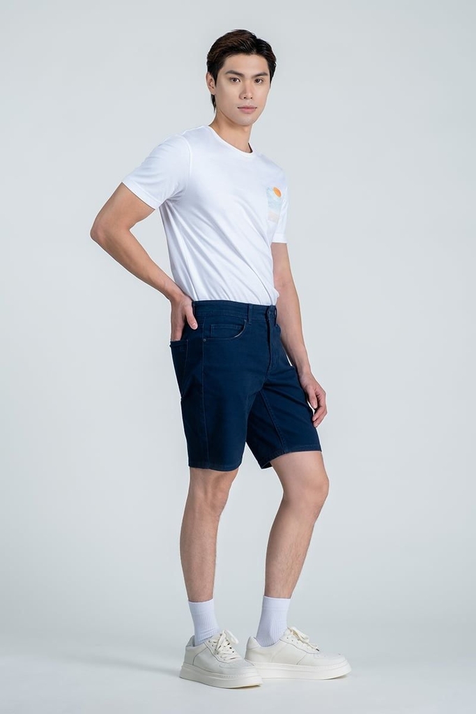 Quần Short Nam Khaki Trên Gối