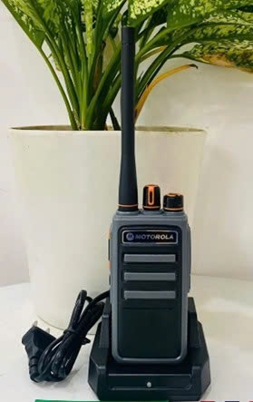 Bộ đàm Motorola VZ66