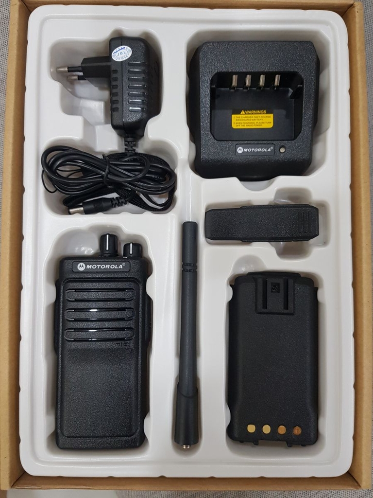 Bộ đàm chống ẩm Motorola CP-3100 IP66