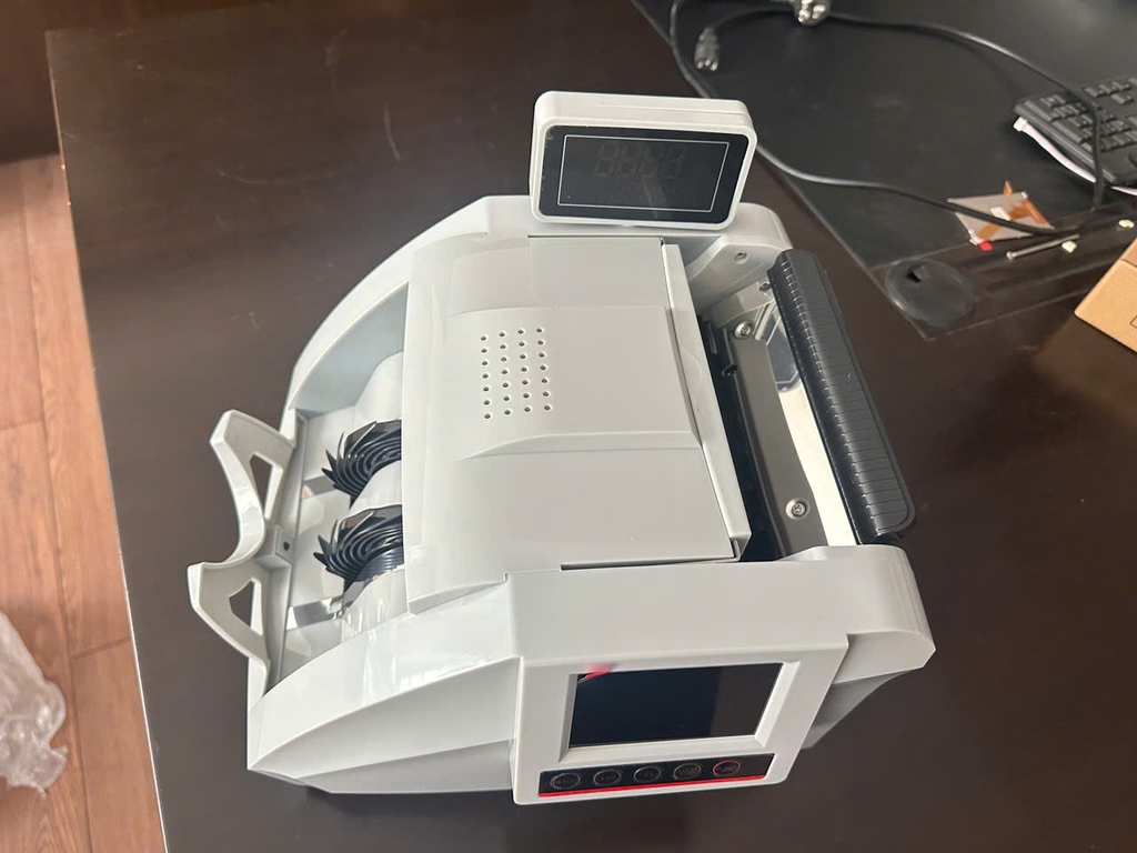 Máy đếm tiền Akio AD -25