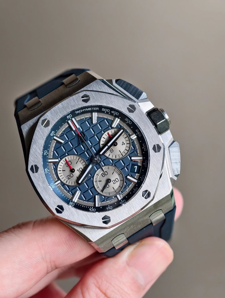 AUDEMARS PIGUET APROO 26420TI.OO.A027CA.01