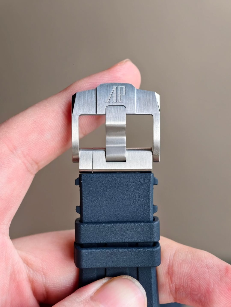 AUDEMARS PIGUET APROO 26420TI.OO.A027CA.01