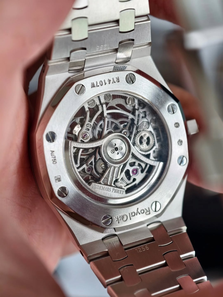 AUDEMARS PIGUET APRO 15467BC.OO.1256BC.01 37mm