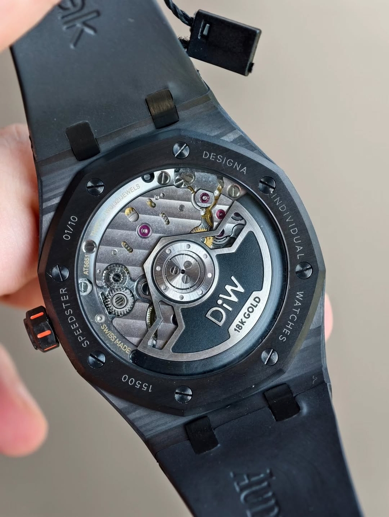 AUDEMARS PIGUET DiW Voidline AP 15500