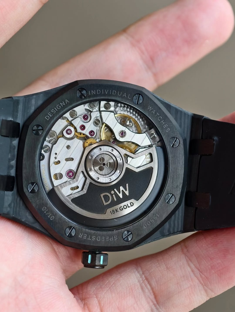 AUDEMARS PIGUET DiW Voidline AP 15500