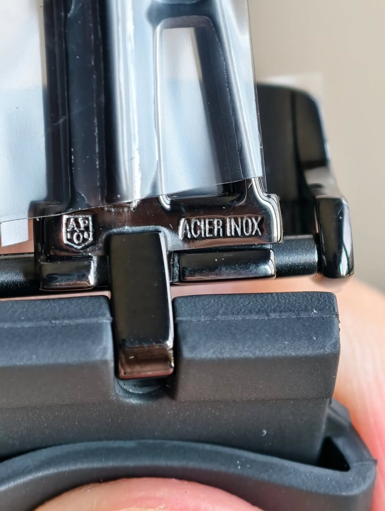AUDEMARS PIGUET DiW Voidline AP 15500