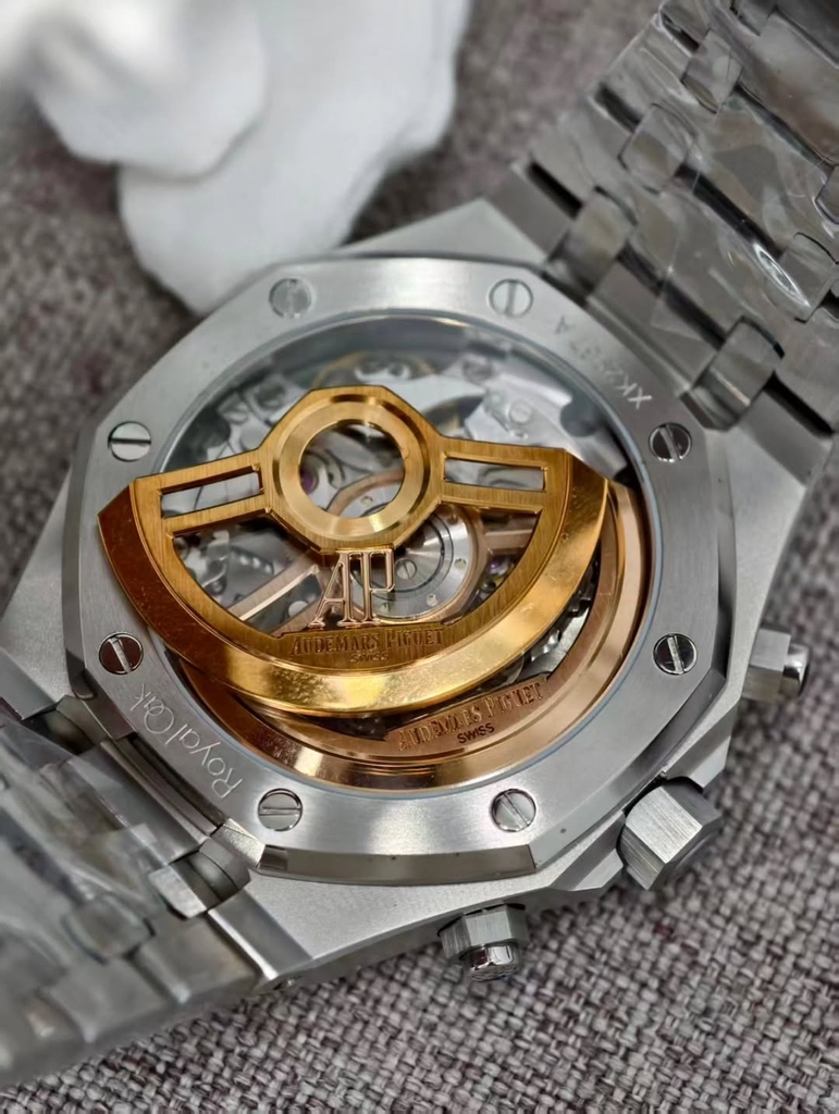 AUDEMARS PIGUET 26240ST