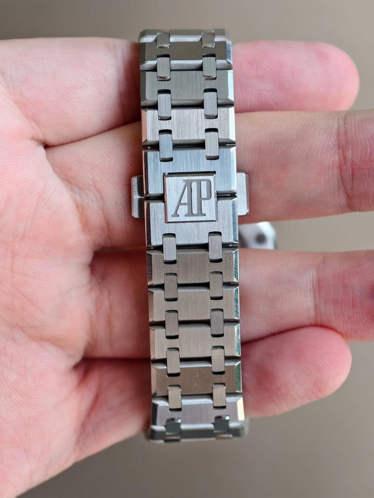 AUDEMARS PIGUET APRO 26240ST