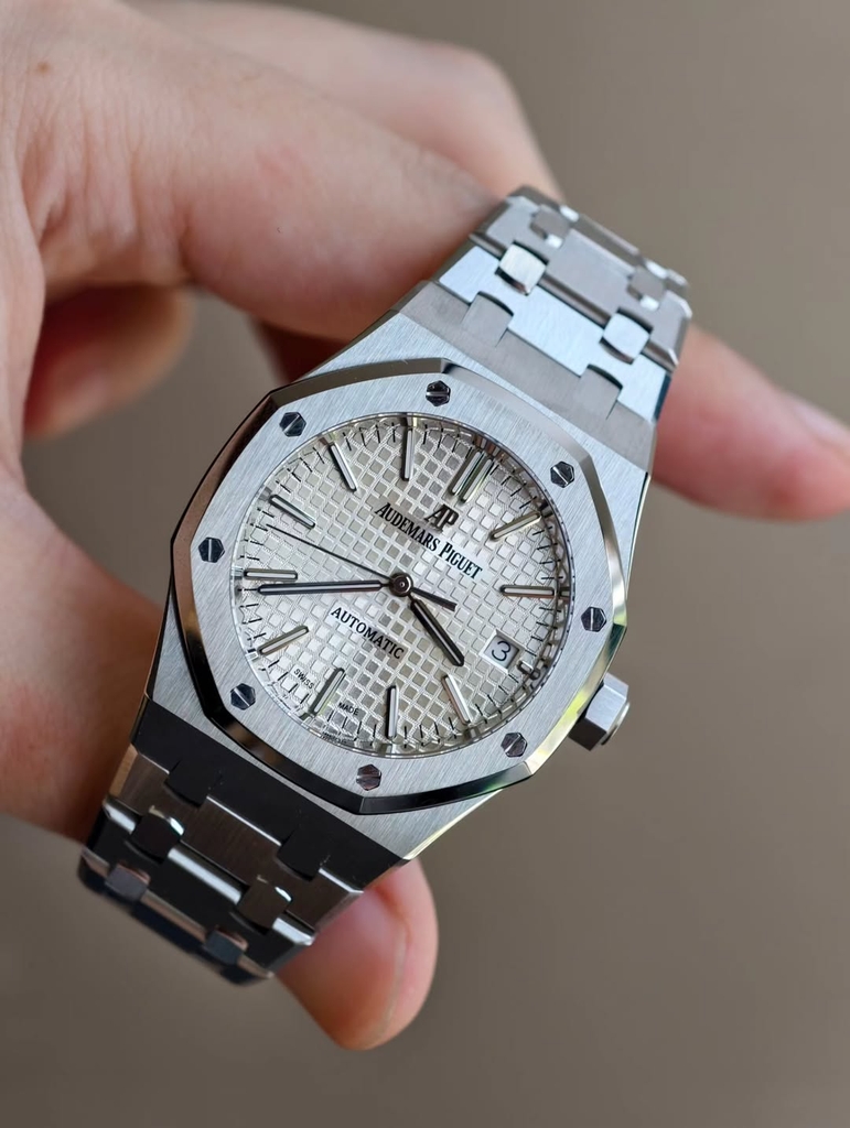 AUDEMARS PIGUET APRO 26240ST