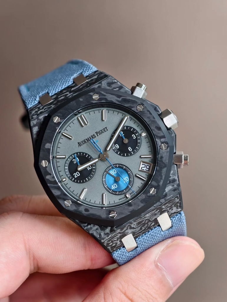 AUDEMARS PIGUET DiW RO RACER 26240
