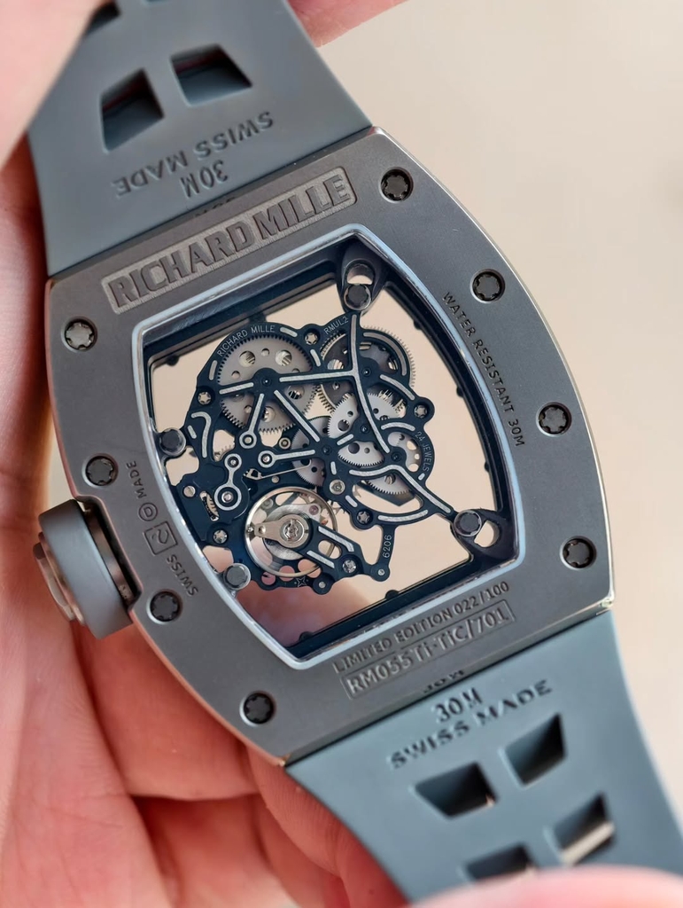 RICHARD MILLE RM 055 Bubba Watson Grey