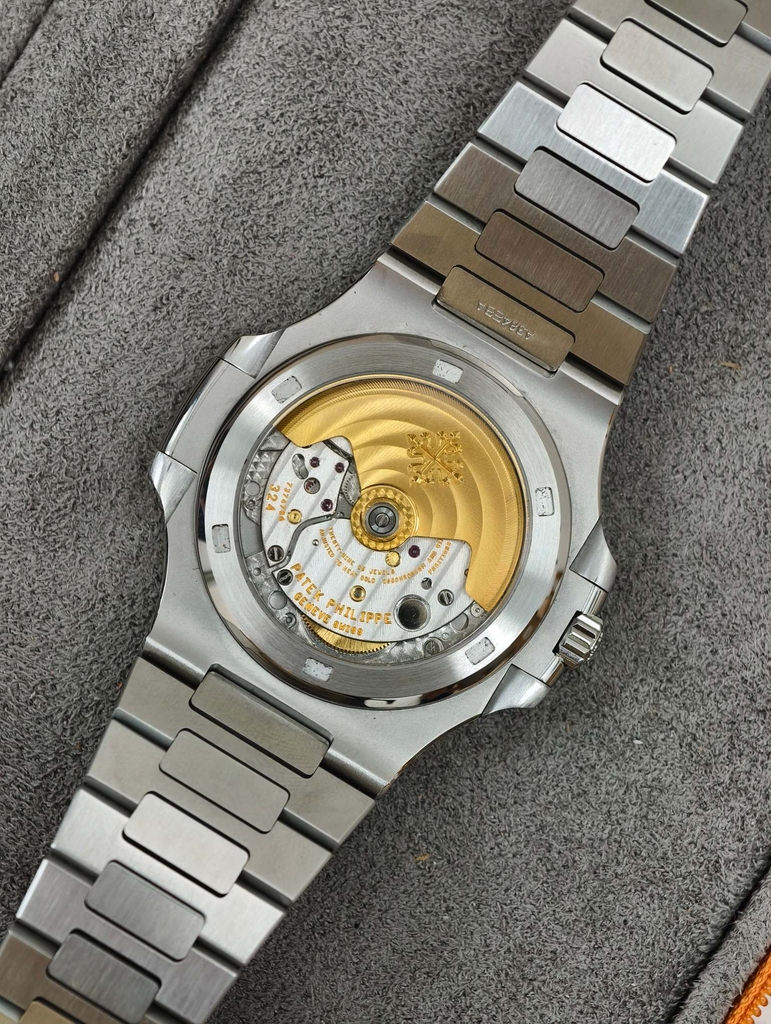 Patek Philippe 9