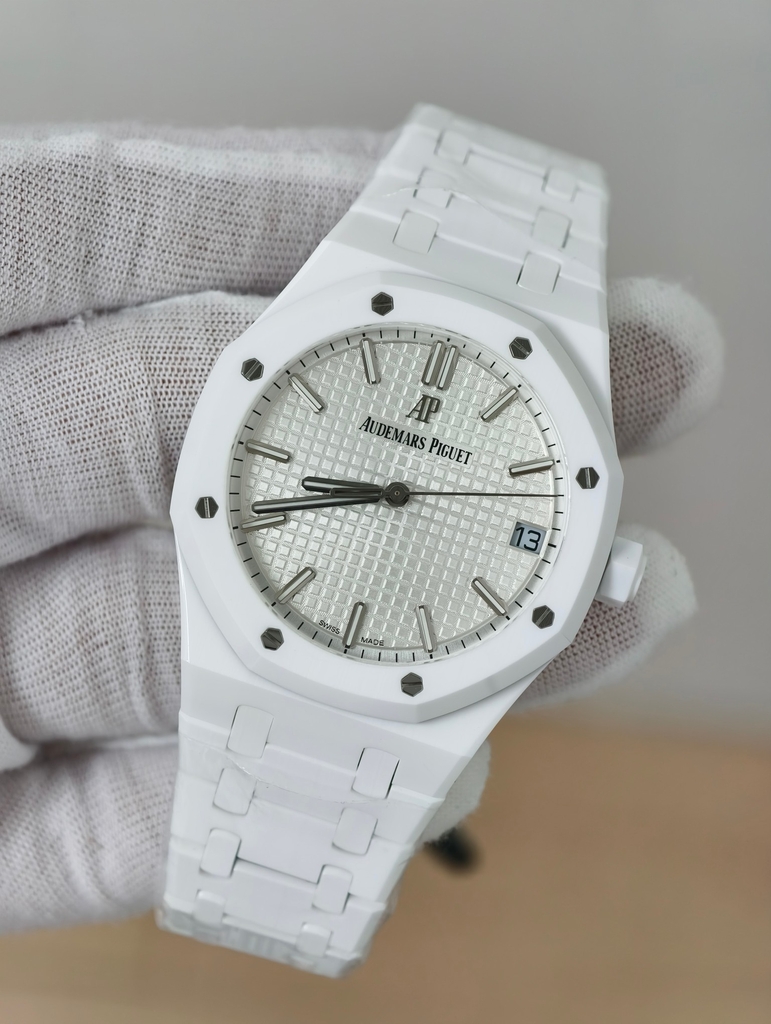 AUDEMARS PIGUET Royal Oak 15500 41mm White-White Ceramic-Calibre 4302