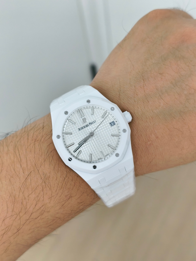 AUDEMARS PIGUET Royal Oak 15500 41mm White-White Ceramic-Calibre 4302