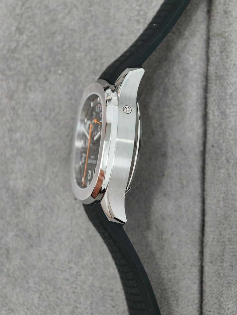 PATEK PHILIPPE Aquanaut 5968 Black Face Chronograph