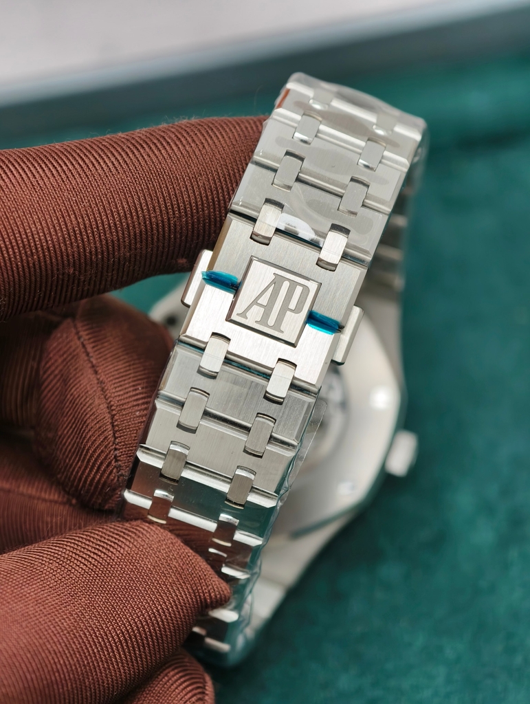 AUDEMARS PIGUET Royal Oak Double Balance Wheel Openworked 15407 Skeleton-Baguette Blue Sapphire Bezel-Stainless Steel