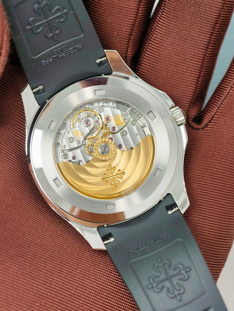PATEK PHILIPPE Aquanaut 5167A Black Face-40mm-Calibre 330