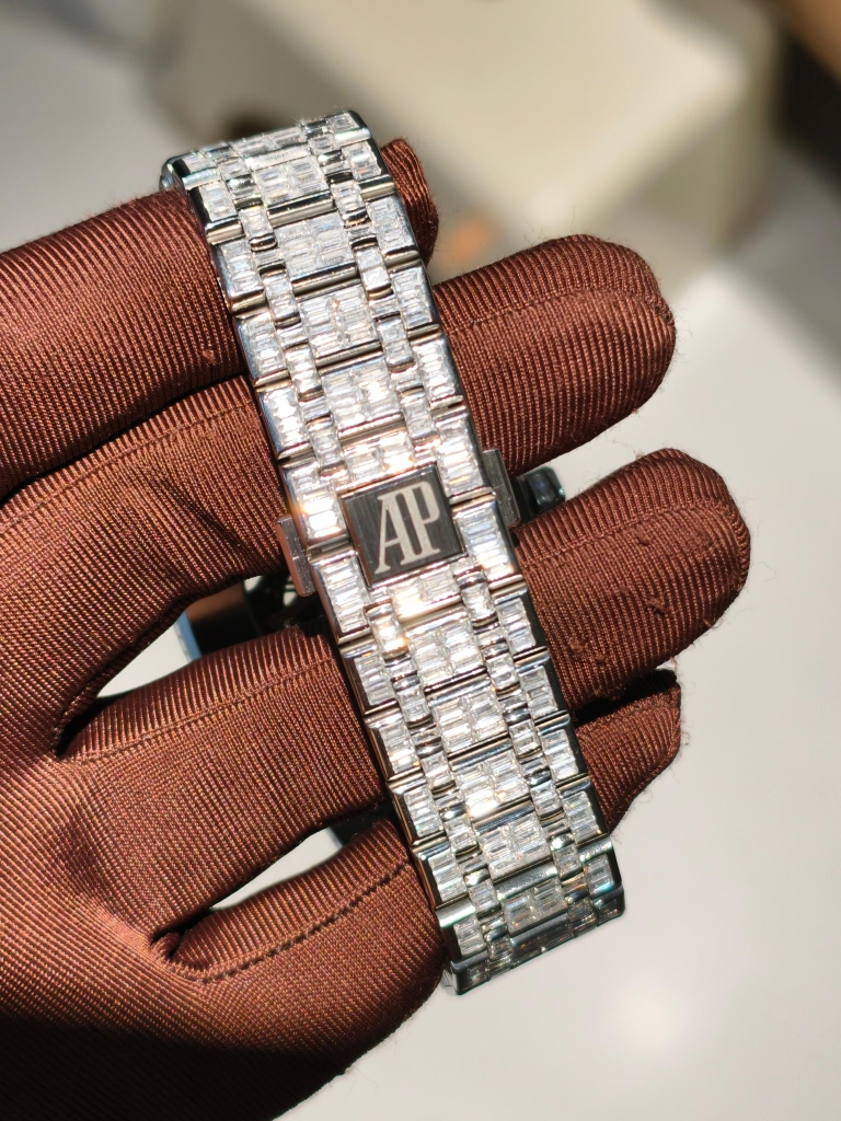 AUDEMARS PIGUET Royal Oak Double Balance Wheel Openworked 15407 Skeleton-Full Baguette Moissanite-Calibre 3132